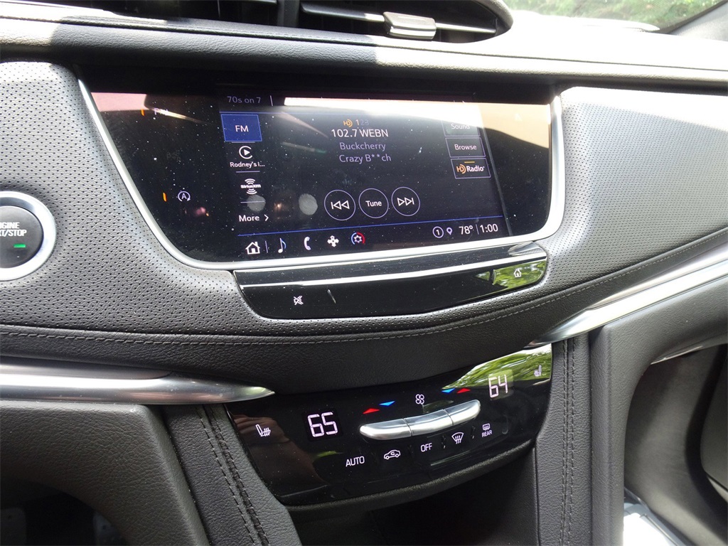 Vehicle image 17 of 22