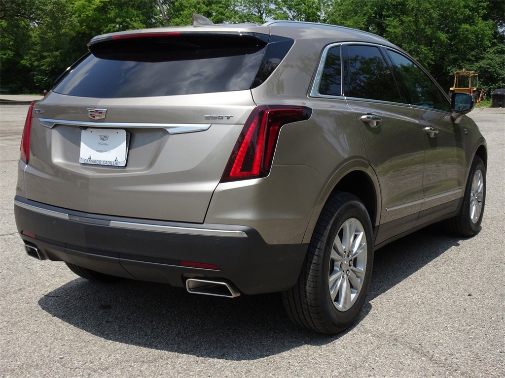 Vehicle image 5 of 22