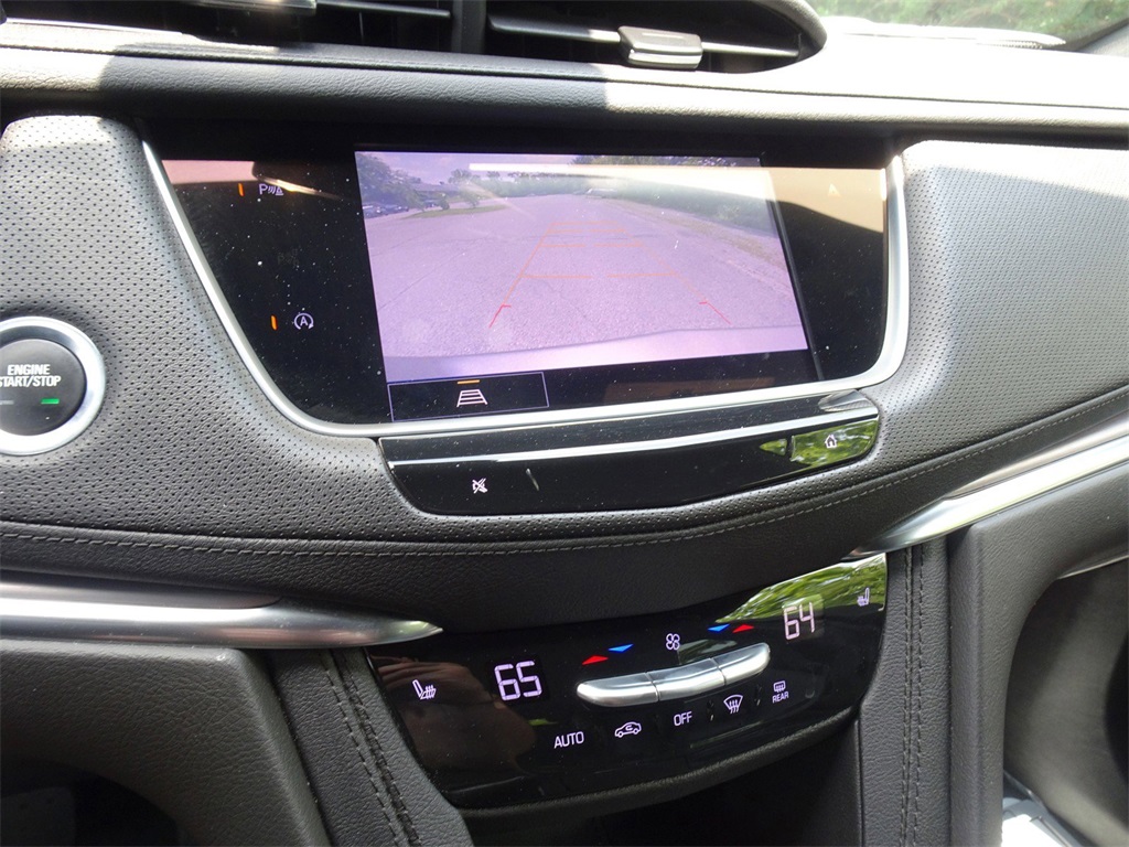 Vehicle image 18 of 22