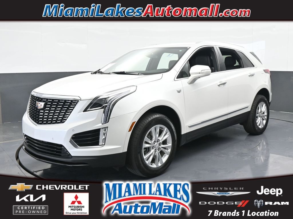 Vehicle image 2 of 71