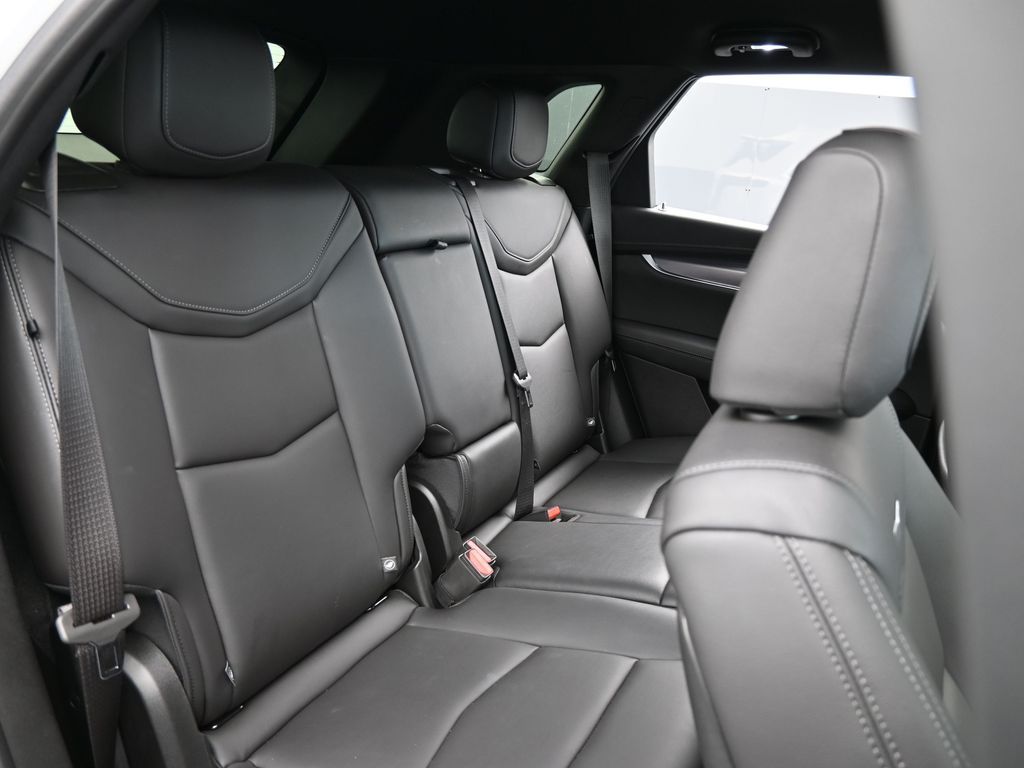 Vehicle image 68 of 71