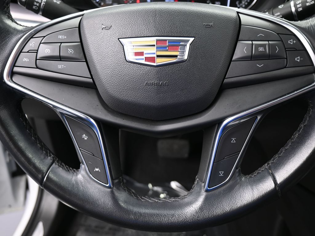 Vehicle image 53 of 71