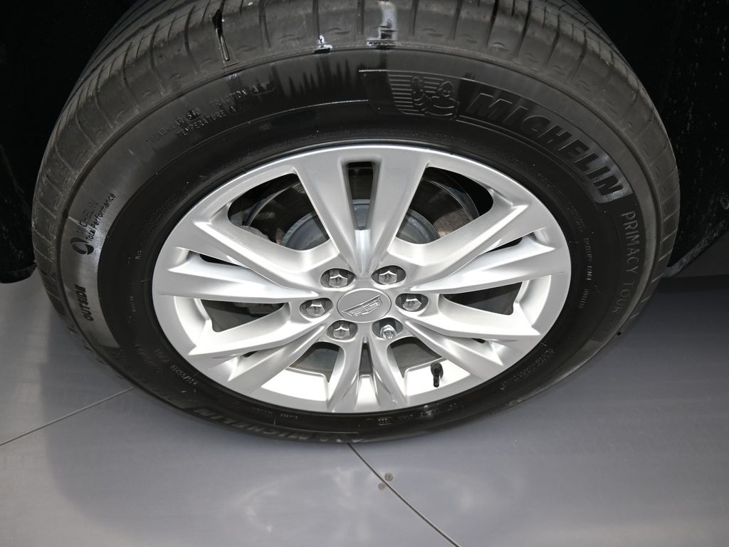 Vehicle image 66 of 71