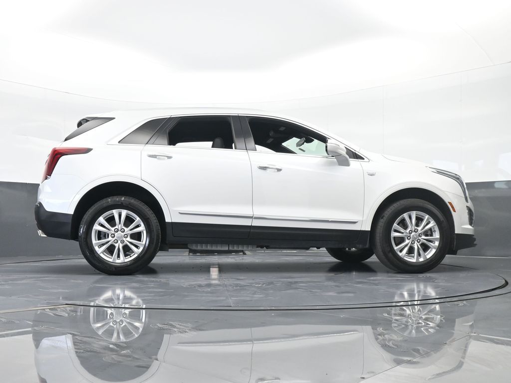 Vehicle image 15 of 71