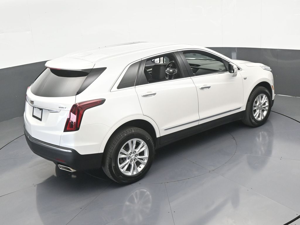 Vehicle image 20 of 71