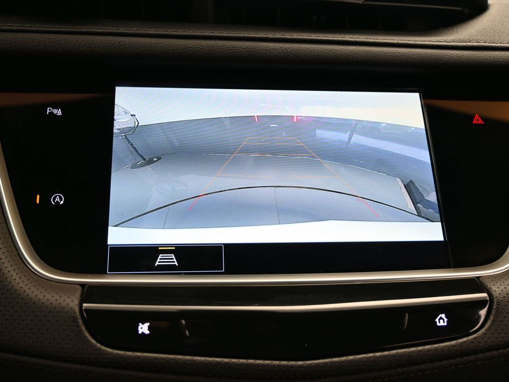 Vehicle image 43 of 71