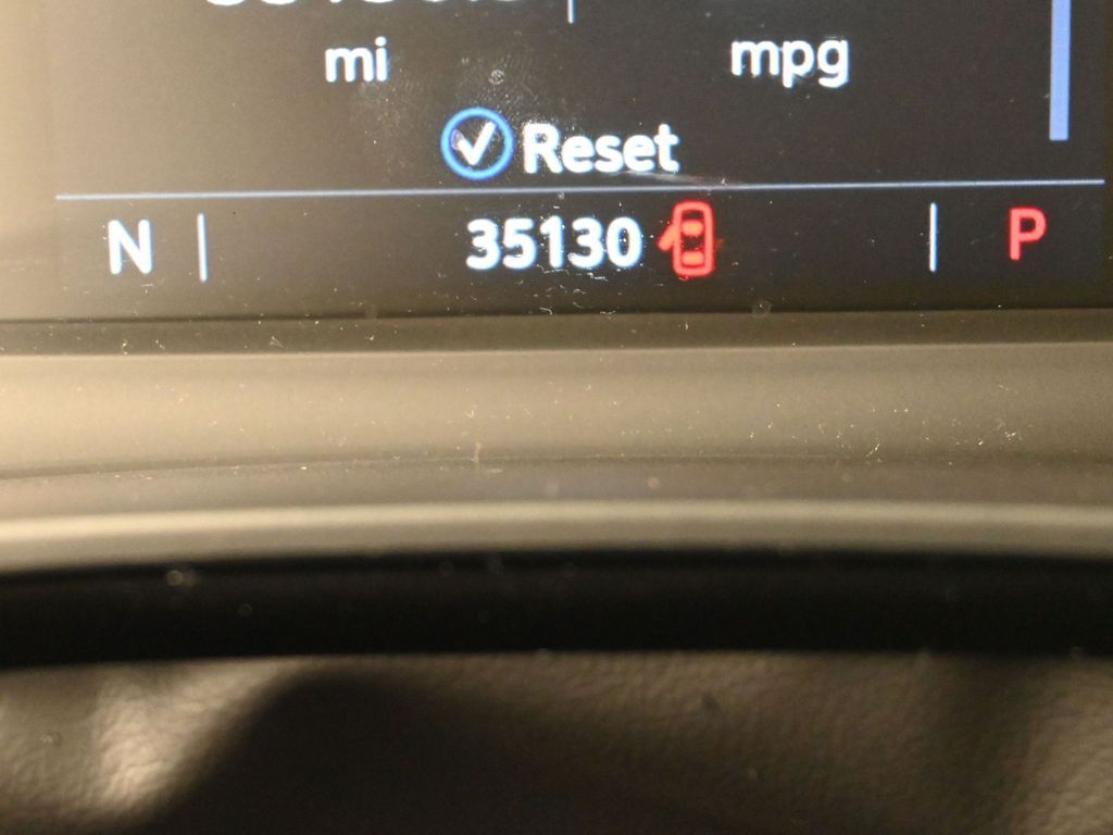 Vehicle image 54 of 71