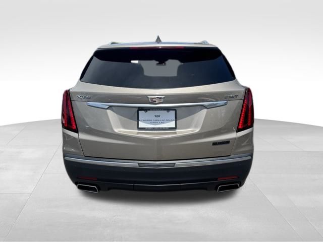 Vehicle image 6 of 22
