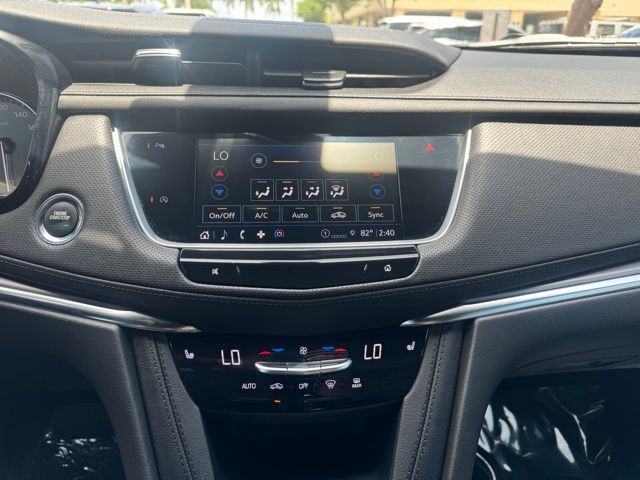 Vehicle image 18 of 22