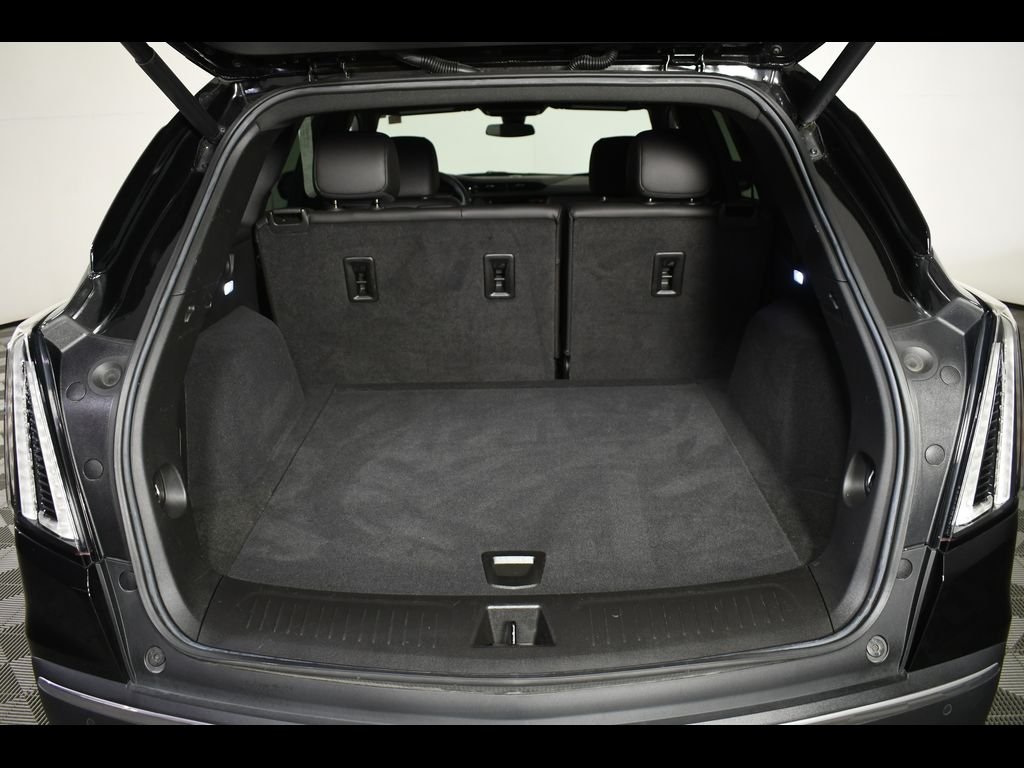 Vehicle image 15 of 27