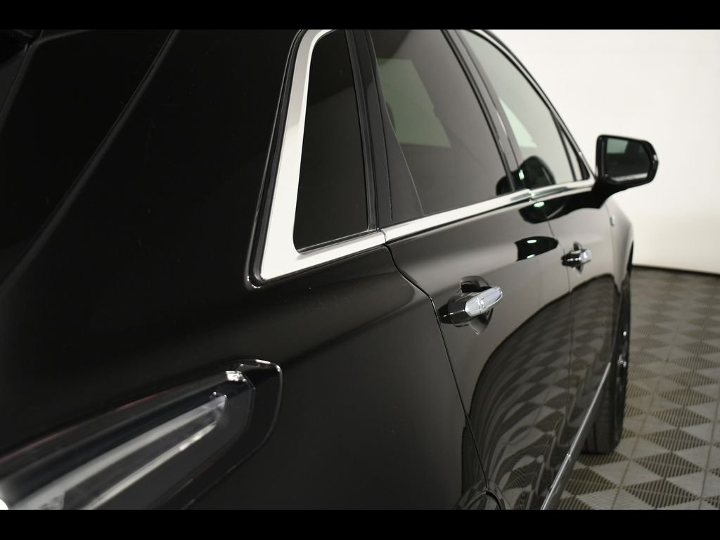 Vehicle image 16 of 27