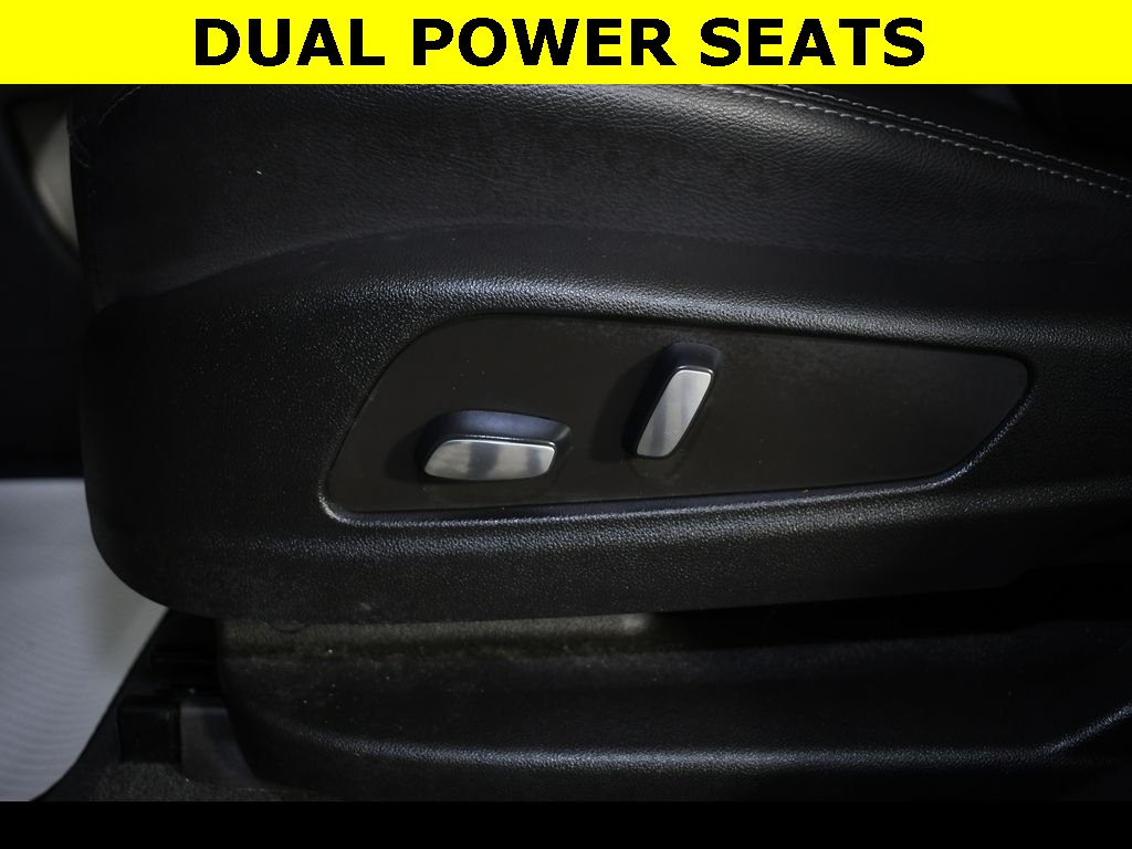 Vehicle image 10 of 27