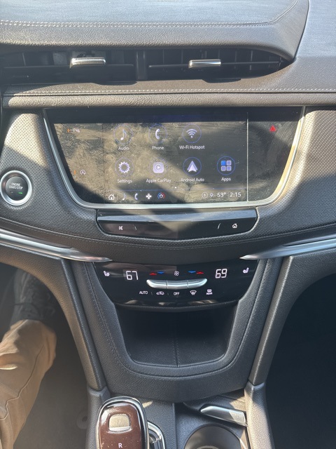 Vehicle image 25 of 35