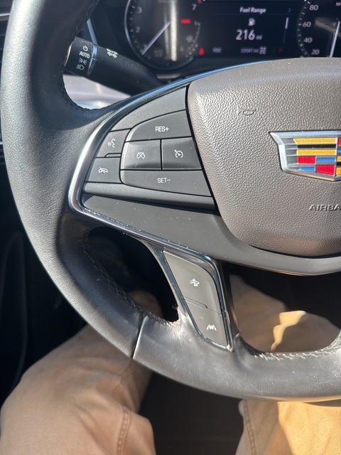 Vehicle image 21 of 35