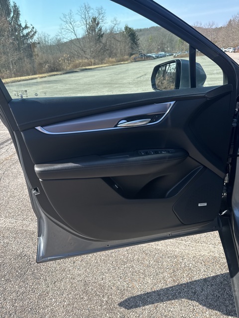 Vehicle image 15 of 35
