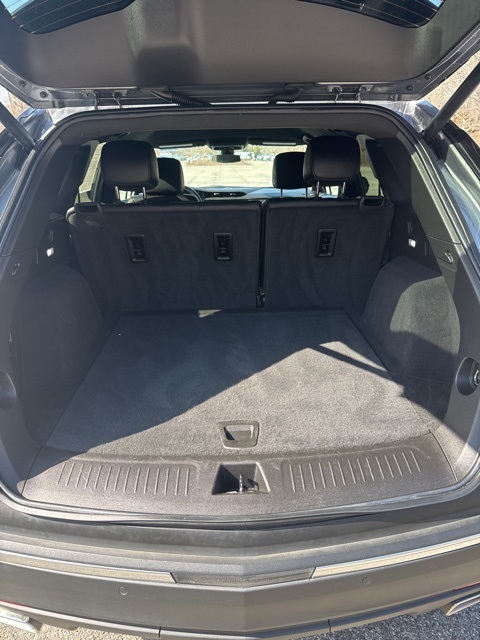 Vehicle image 14 of 35