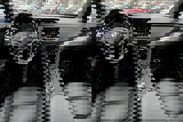 Vehicle image 15 of 31