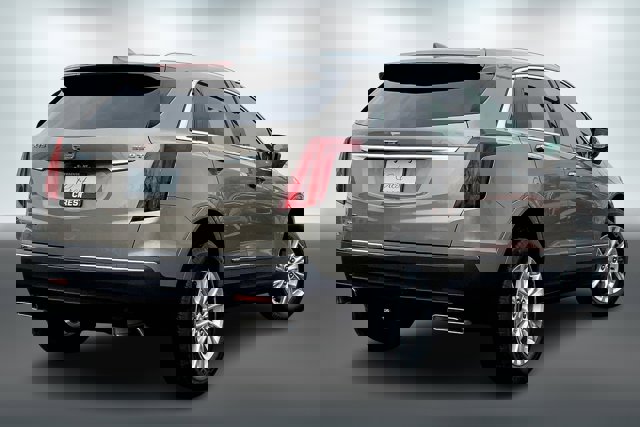Vehicle image 2 of 31