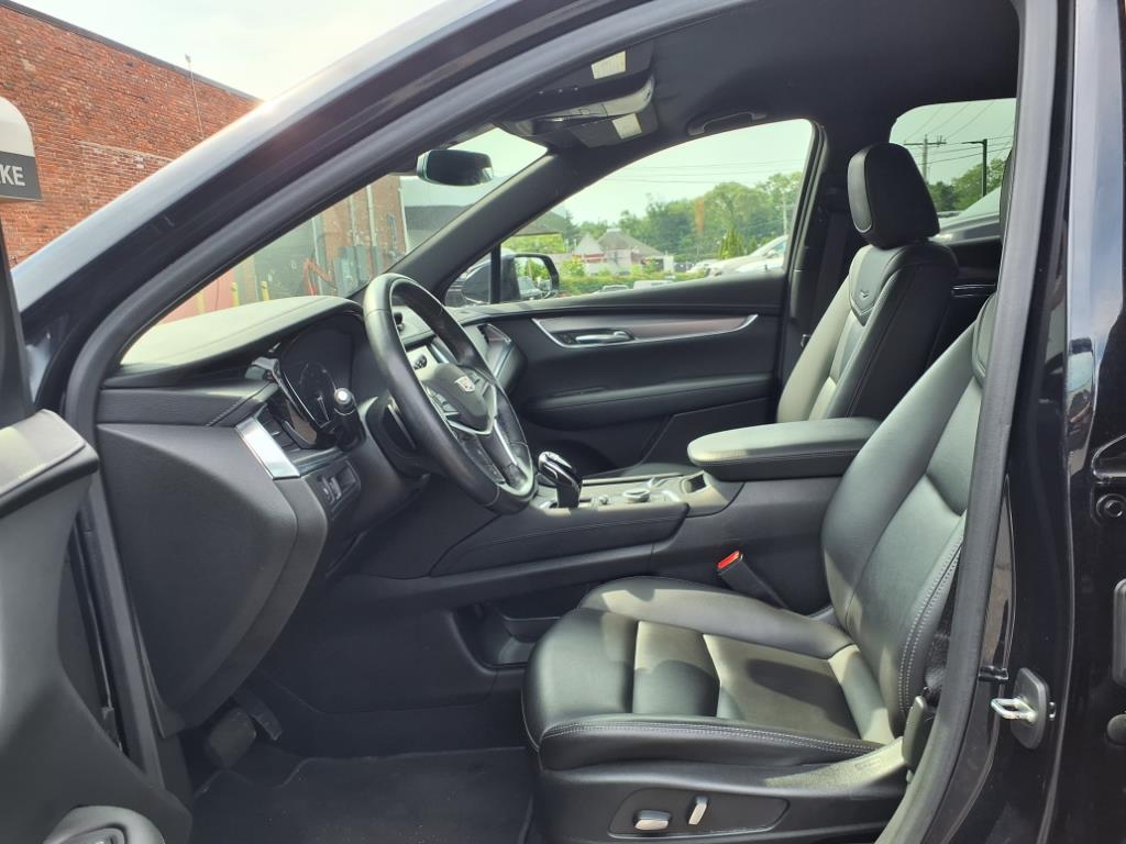 Vehicle image 20 of 31