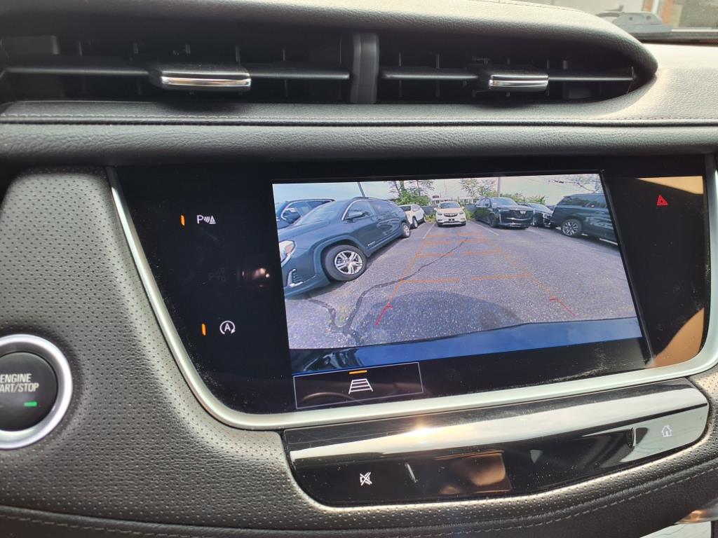 Vehicle image 25 of 31