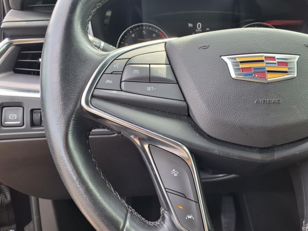 Vehicle image 23 of 31