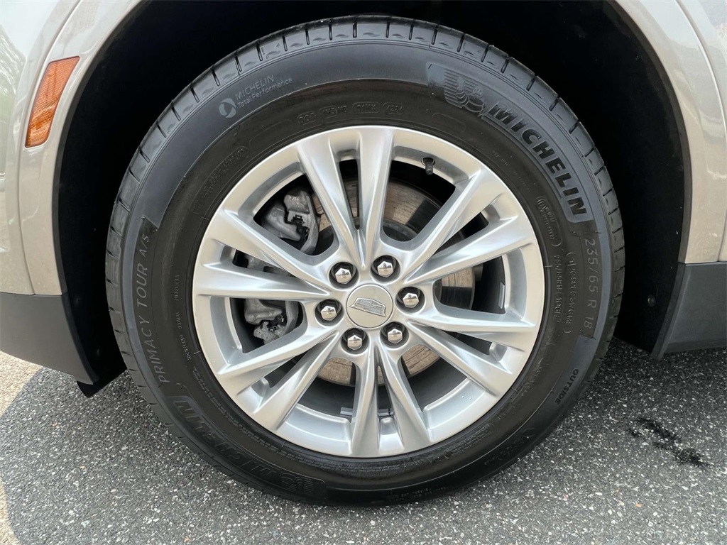 Vehicle image 12 of 41