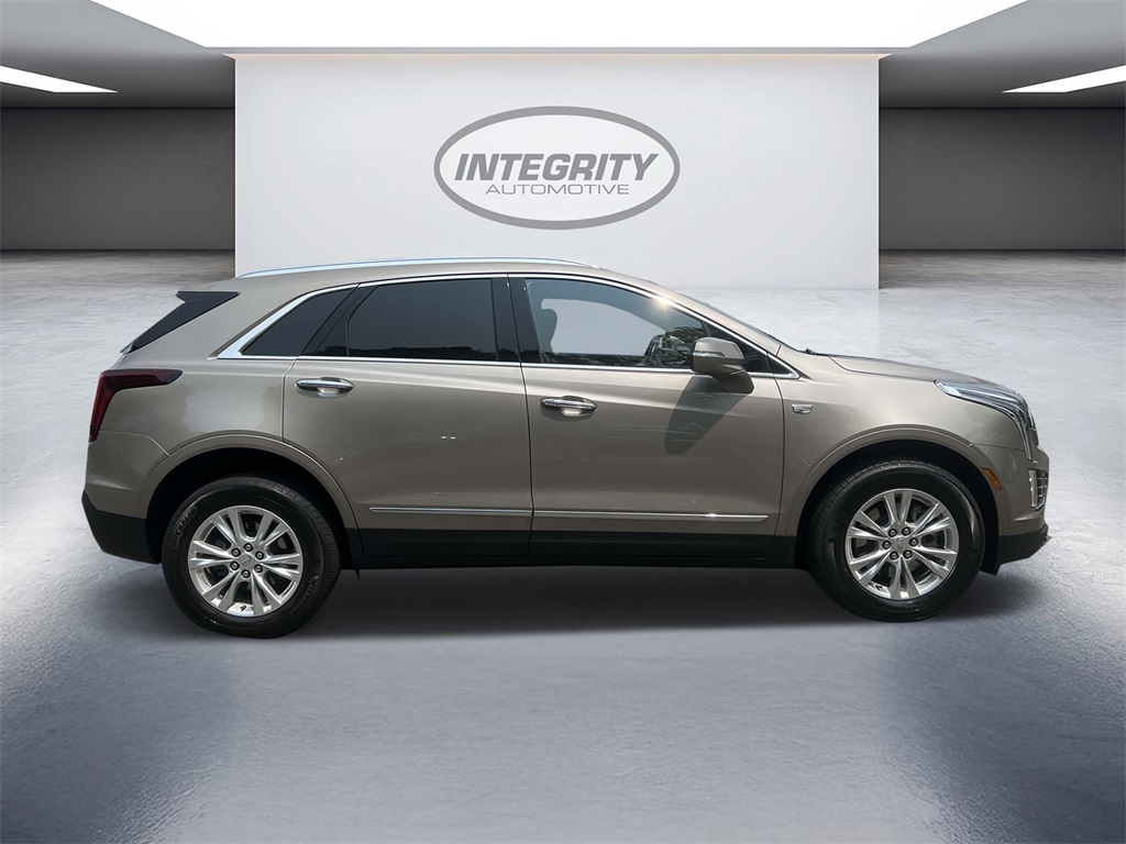 Vehicle image 4 of 41