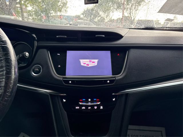 Vehicle image 13 of 14