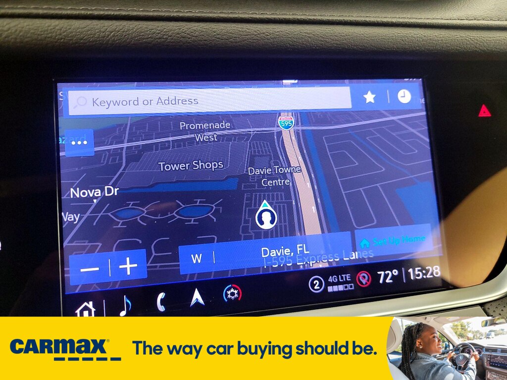 Vehicle image 13 of 29