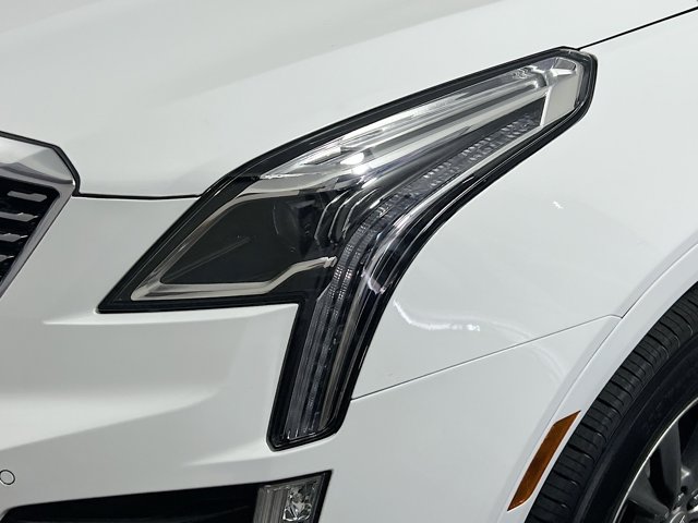 Vehicle image 9 of 31