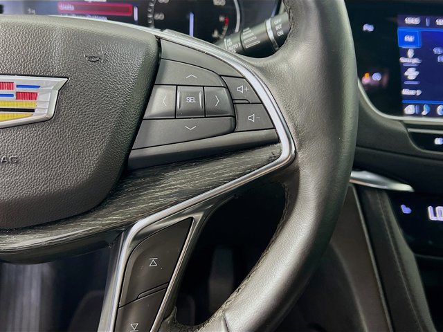 Vehicle image 17 of 31