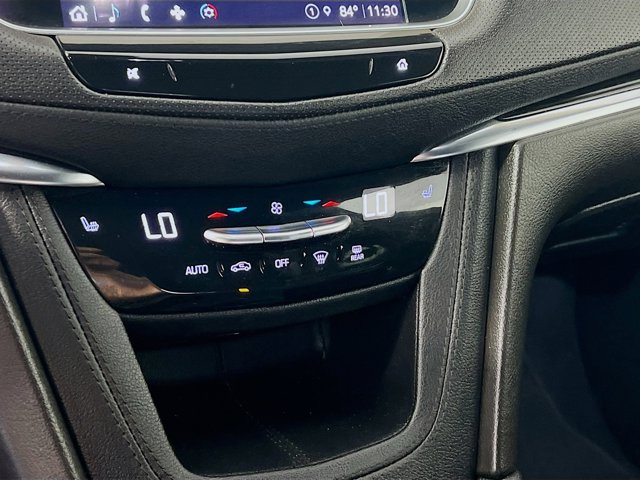 Vehicle image 23 of 31