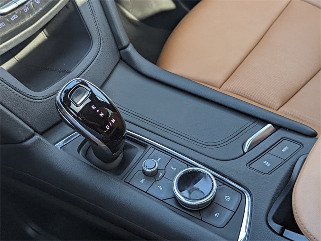 Vehicle image 20 of 28