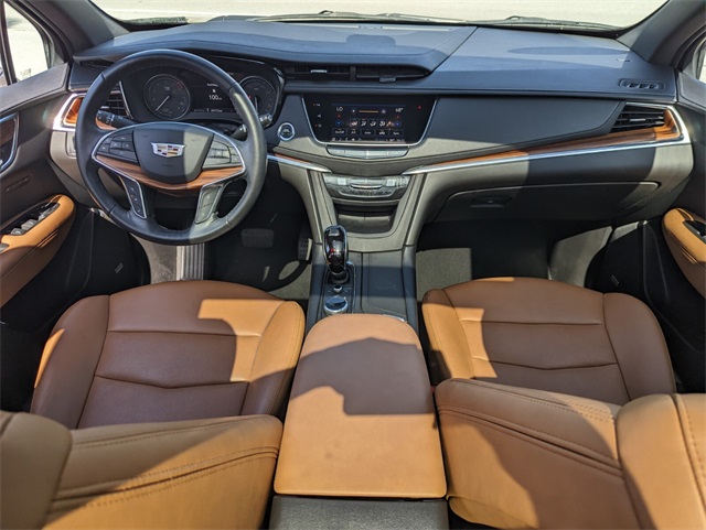 Vehicle image 13 of 28