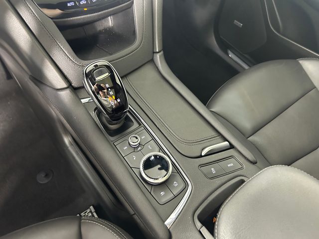 Vehicle image 23 of 29