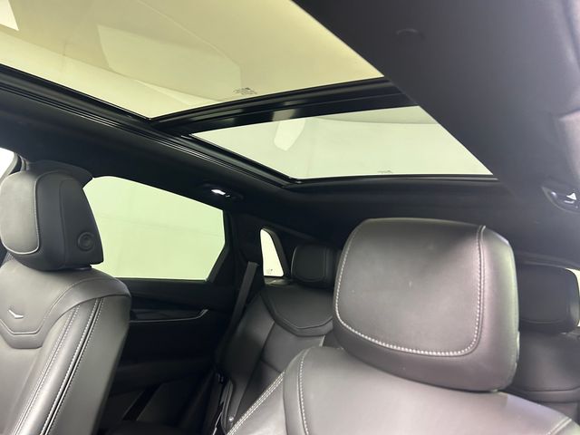 Vehicle image 14 of 29