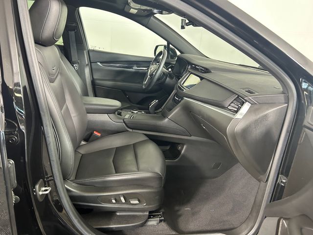 Vehicle image 12 of 29