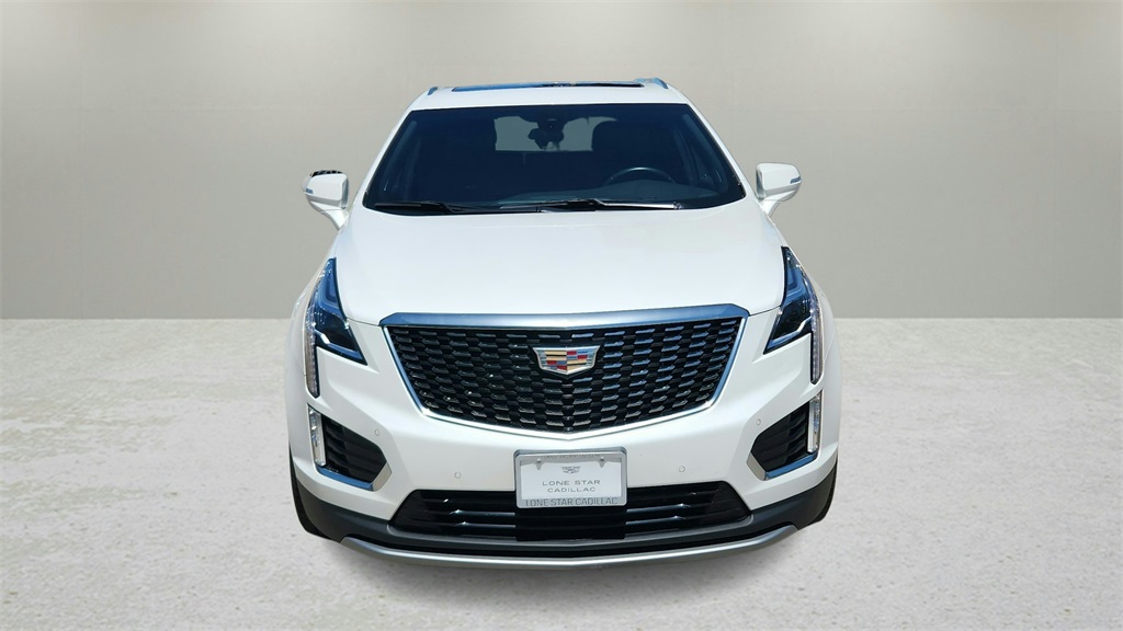 Vehicle image 2 of 32