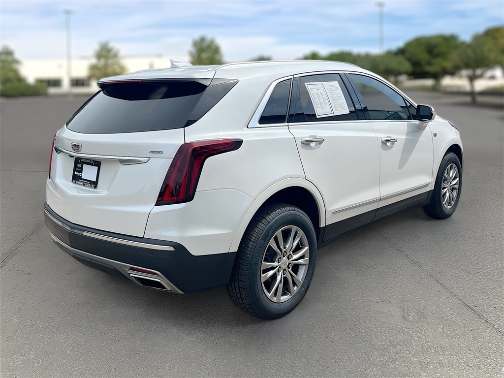 Vehicle image 4 of 32