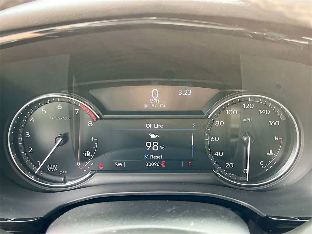 Vehicle image 12 of 32
