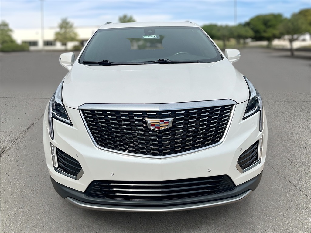 Vehicle image 8 of 32