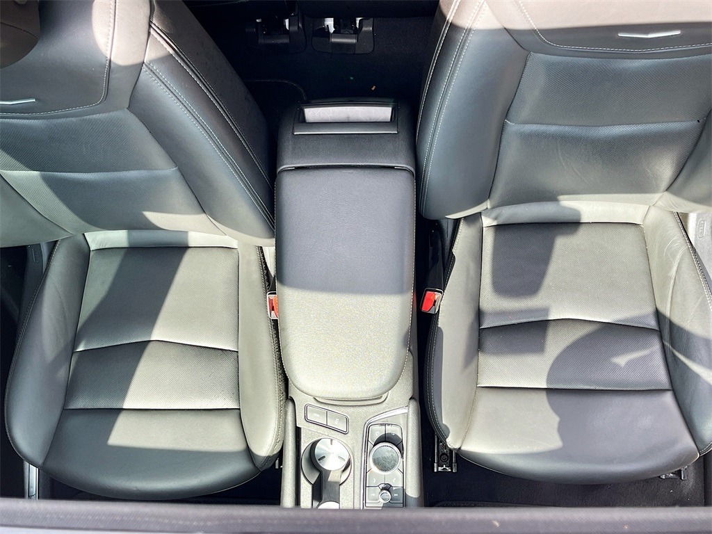 Vehicle image 22 of 32