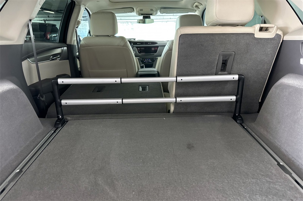 Vehicle image 11 of 34