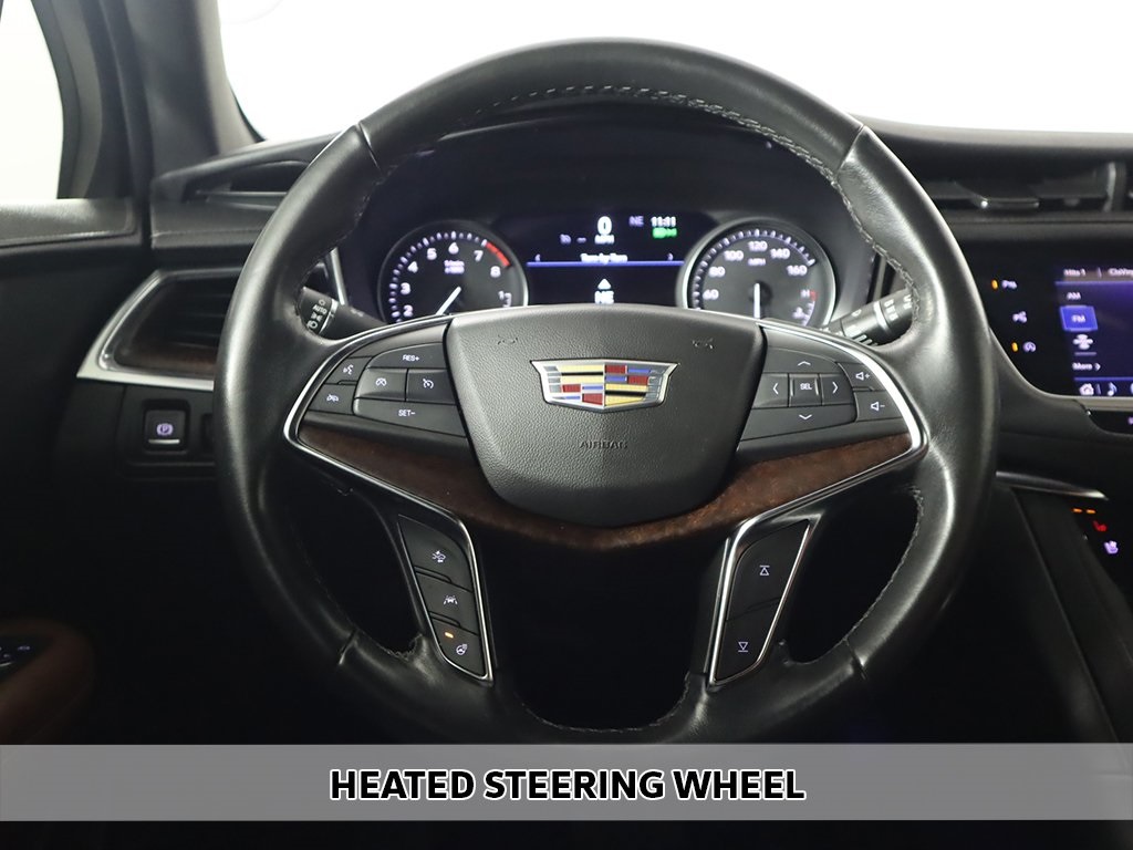 Vehicle image 18 of 70