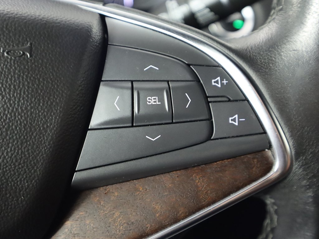 Vehicle image 48 of 70