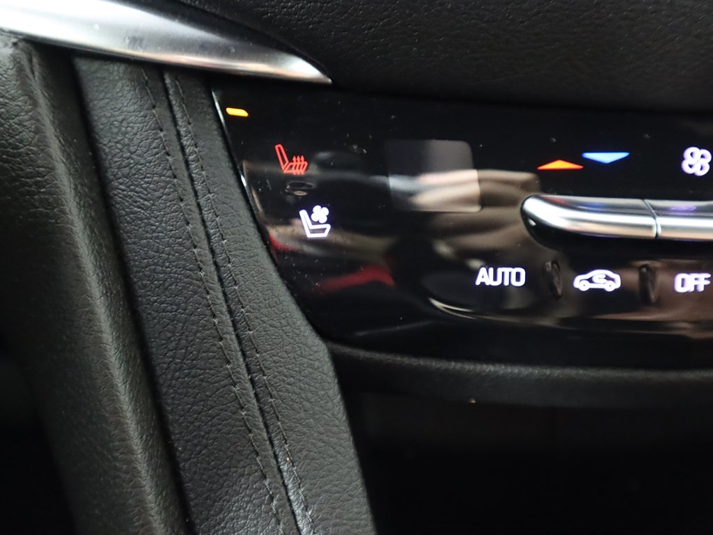 Vehicle image 54 of 70