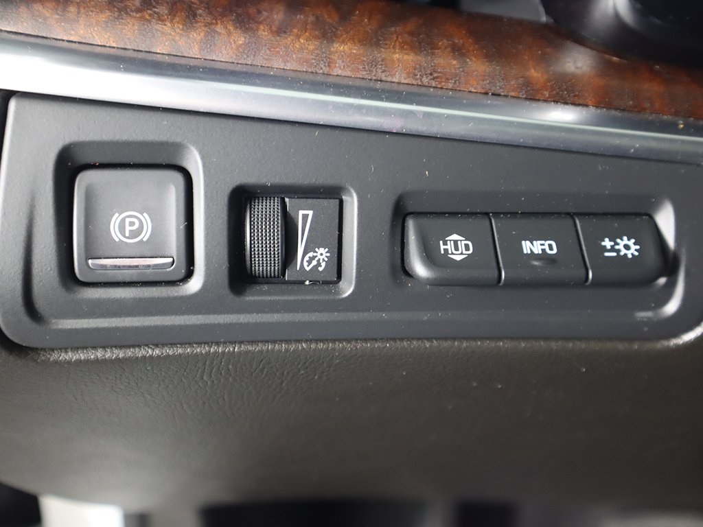 Vehicle image 41 of 70