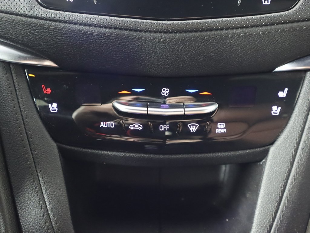 Vehicle image 53 of 70