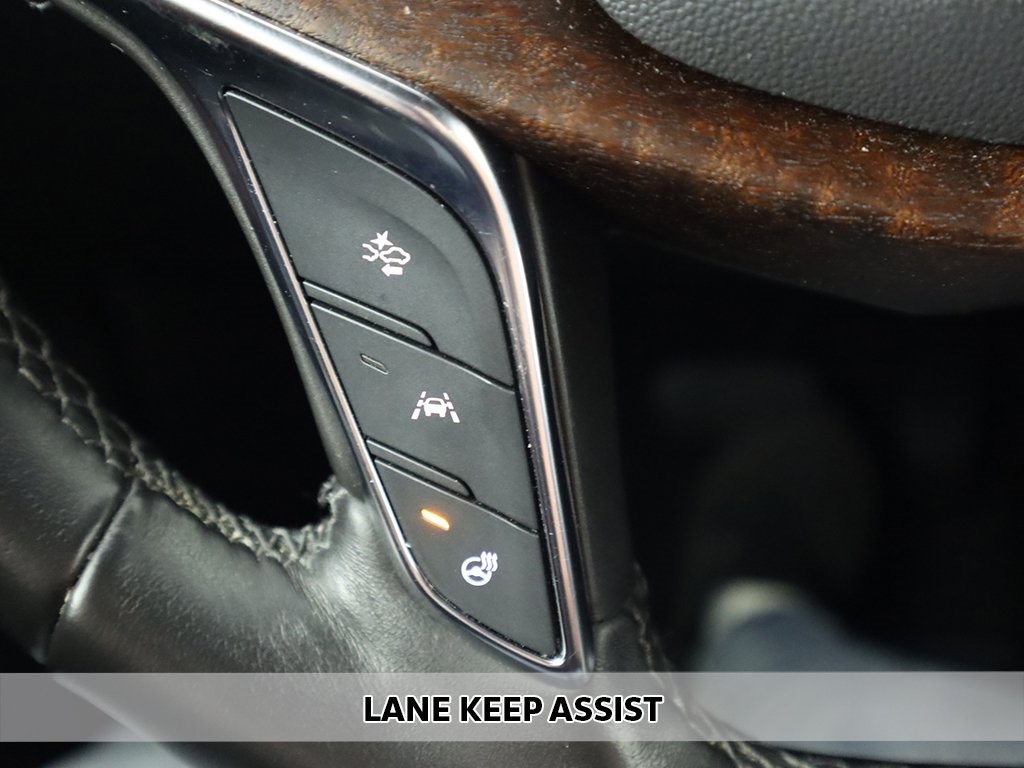 Vehicle image 14 of 70