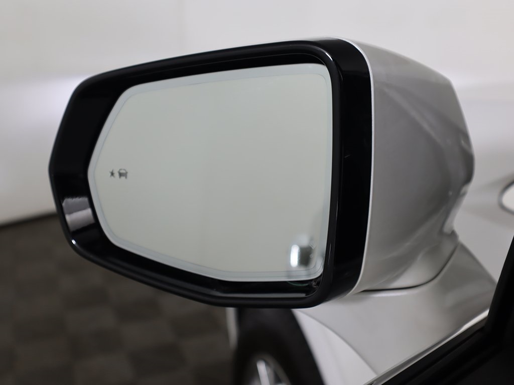 Vehicle image 37 of 70